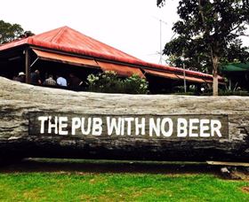 The Pub With No Beer - Accommodation in Surfers Paradise 0