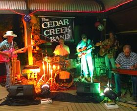 The Pub With No Beer - Accommodation in Surfers Paradise 5