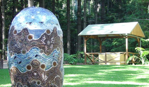 The Pines Picnic Area - Accommodation in Surfers Paradise 1