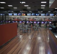 Club300 Bowling and Bar - Accommodation in Surfers Paradise