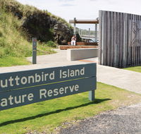 Muttonbird Island Outdoor learning space - Accommodation in Surfers Paradise