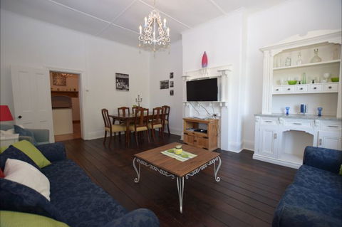 The Provincial - Accommodation in Surfers Paradise 2