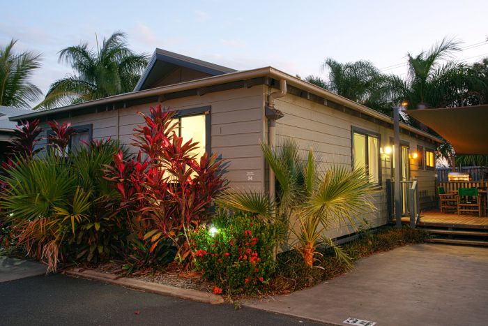 Norman Gardens QLD Accommodation in Surfers Paradise