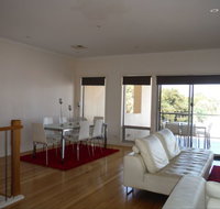 Avalon A - Accommodation in Surfers Paradise