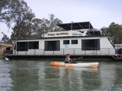 Murray Meanderer - Accommodation in Surfers Paradise 0