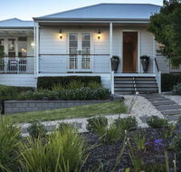 The Summer House - Accommodation in Surfers Paradise