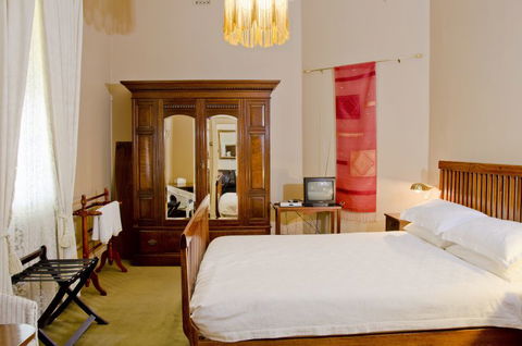 Imperial Fine Accommodation - Accommodation in Surfers Paradise 2