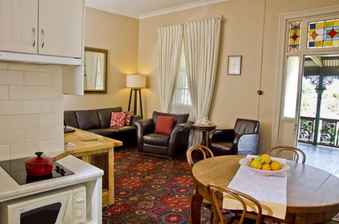 Imperial Fine Accommodation - Accommodation in Surfers Paradise 3