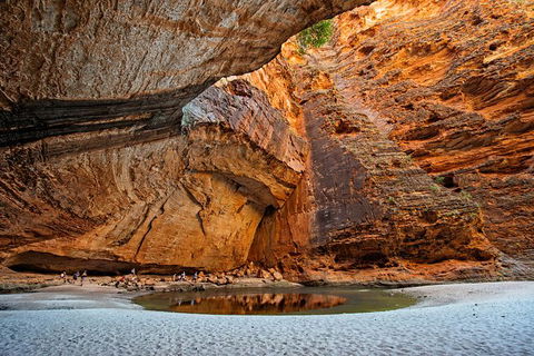 Bungle Bungle Flight, Domes & Cathedral Gorge Guided Walk From Kununurra - Accommodation in Surfers Paradise 6