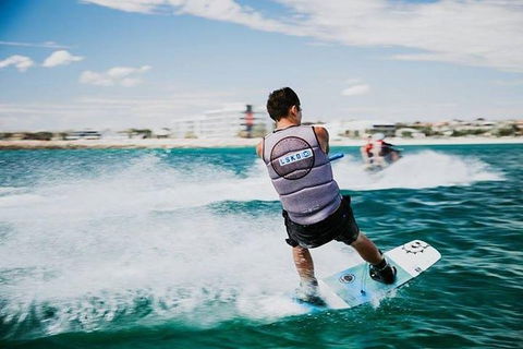 Geraldton Wakeboarding Skiing Skurfing Or Kneeboarding - Accommodation in Surfers Paradise 1