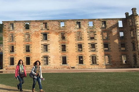Port Arthur And Tassie Devils Active Day Tour From Hobart - Accommodation in Surfers Paradise 1
