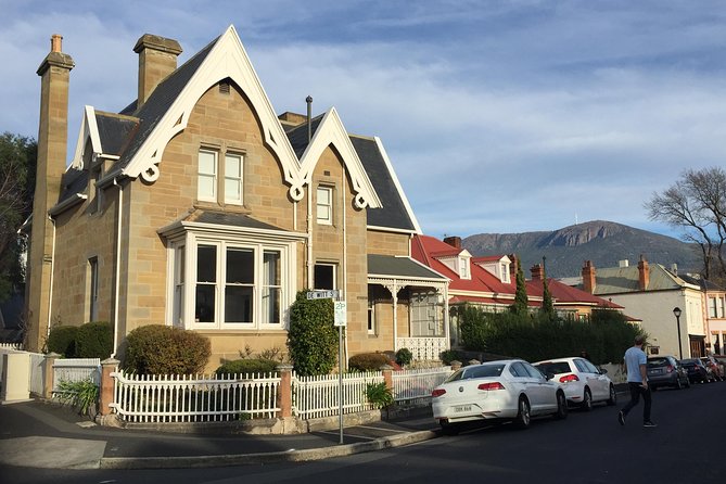 Hobart TAS Accommodation in Surfers Paradise