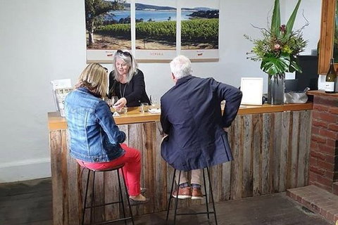 Hobart Small Group Wine Tour Saturday Afternoon: Wines, Gins & Cheeses - Accommodation in Surfers Paradise 9