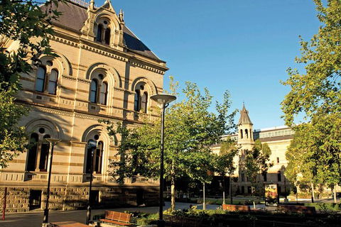 Adelaide City Highlights Tour - Accommodation in Surfers Paradise 1