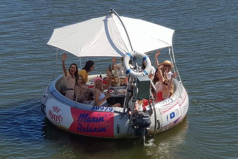Adelaide 2-Hour BBQ Boat Hire For 10 People - Accommodation in Surfers Paradise 2