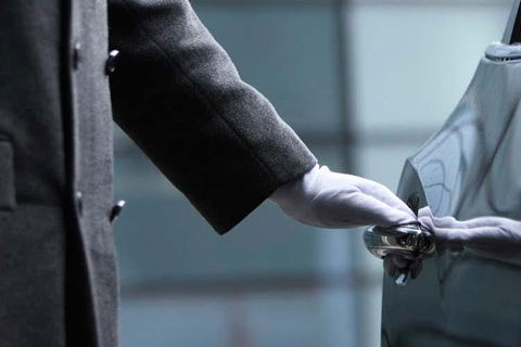 Adelaide Airport Private Chauffeured Transfer - Accommodation in Surfers Paradise 1