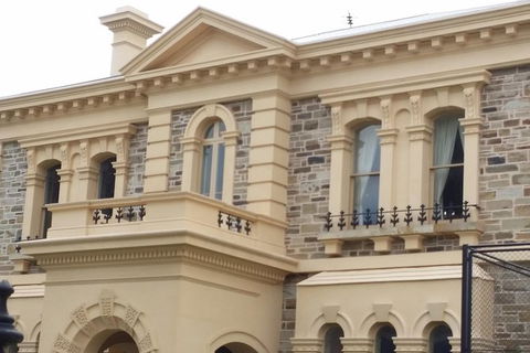 Adelaide Walking Tour: Hills, Squares And Parklands - Accommodation in Surfers Paradise 4