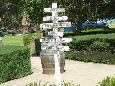 Adelaide Super Saver: Adelaide City Sightseeing Tour Plus Barossa Valley And Hahndorf Tour - Accommodation in Surfers Paradise 4