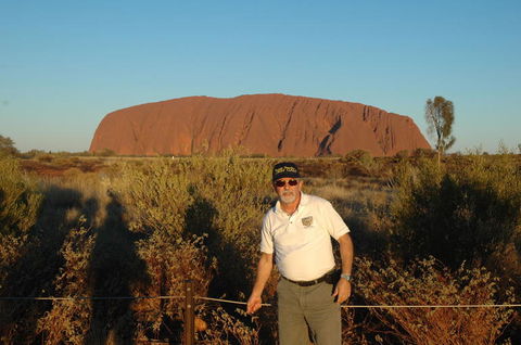 Uluru (Ayers Rock) And The Olgas Tour Including Sunset Dinner From Alice Springs - Accommodation in Surfers Paradise 8