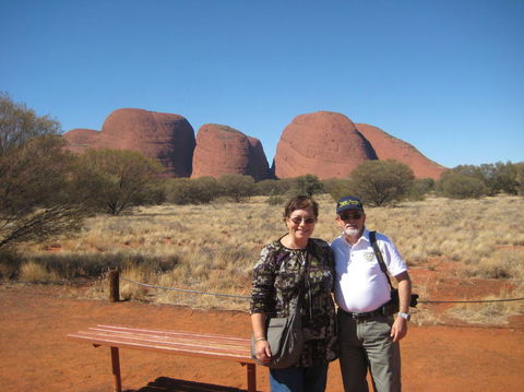 Uluru (Ayers Rock) And The Olgas Tour Including Sunset Dinner From Alice Springs - Accommodation in Surfers Paradise 9