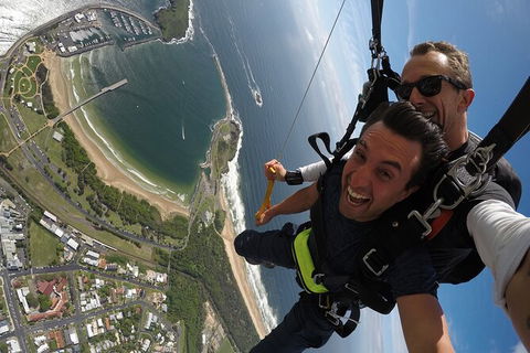 Coffs Harbour Ground Rush Or Max Freefall Tandem Skydive On The Beach - Accommodation in Surfers Paradise 3