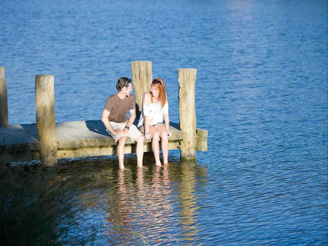 Lake Sambell - Accommodation in Surfers Paradise 1