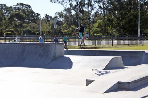 Macquarie Fields Skate Park - Accommodation in Surfers Paradise 1