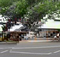 Uki - Accommodation in Surfers Paradise