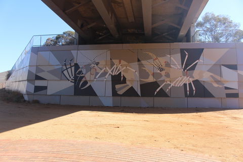 Berri Bridge Mural - Accommodation in Surfers Paradise 0