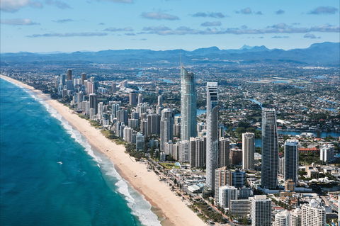 King Opal - Accommodation in Surfers Paradise 0