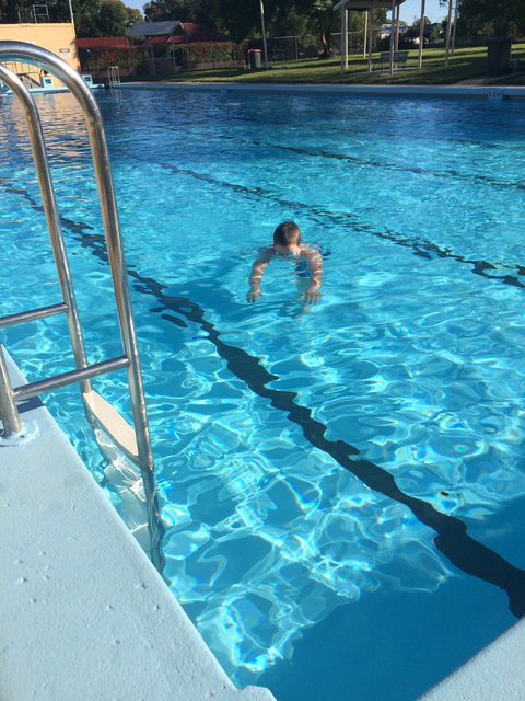 Crookwell Pool - Accommodation in Surfers Paradise 0