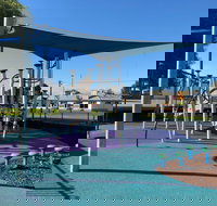 Lucindale - Accommodation in Surfers Paradise