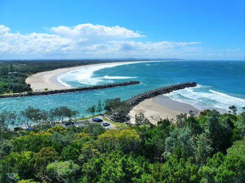 Shark Bay - Accommodation in Surfers Paradise 1