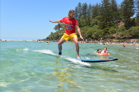 Walkin' On Water Surf School - Accommodation in Surfers Paradise 0