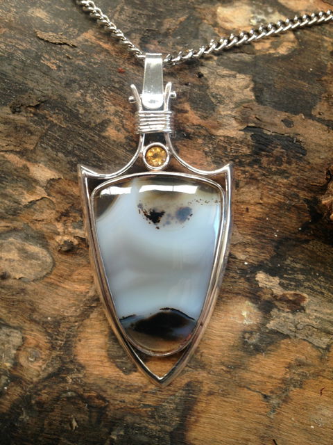 Wyldedog Jewellery - Accommodation in Surfers Paradise 1