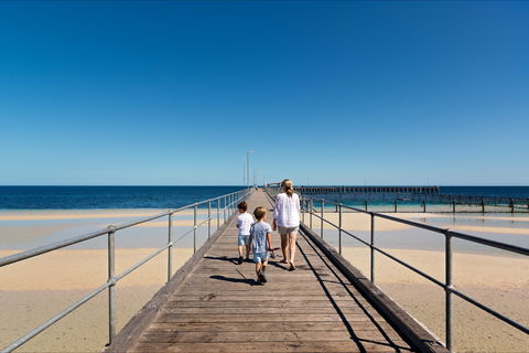 Moonta Bay Jetty - Accommodation in Surfers Paradise 0