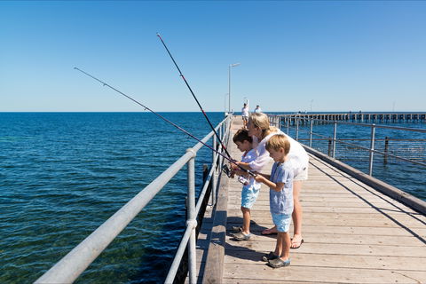 Moonta Bay Jetty - Accommodation in Surfers Paradise 1