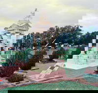 Weeping Mother Memorial - Accommodation in Surfers Paradise