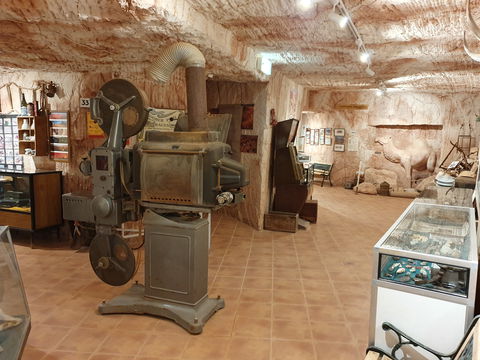 Old Timers Mine & Museum - Self Guided Tour - Accommodation in Surfers Paradise 1