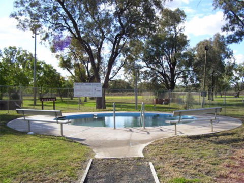 Walgett Artesian Bore Baths - Accommodation in Surfers Paradise 1