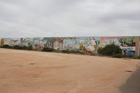 Berri Community Mural - Accommodation in Surfers Paradise 0