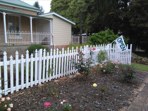 Mill Cottage Museum - Accommodation in Surfers Paradise 1