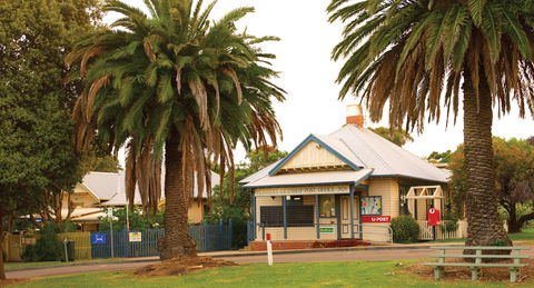 The Flinders Hinterland Scenic Drive - Accommodation in Surfers Paradise 0