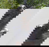 Adam Lindsay Gordon Bronze Bust - Accommodation in Surfers Paradise