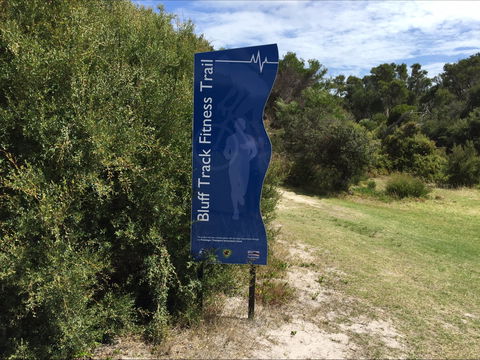 Bluff Track Fitness Trail - Accommodation in Surfers Paradise 0