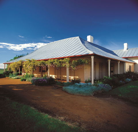 Cooma Cottage - Accommodation in Surfers Paradise 0