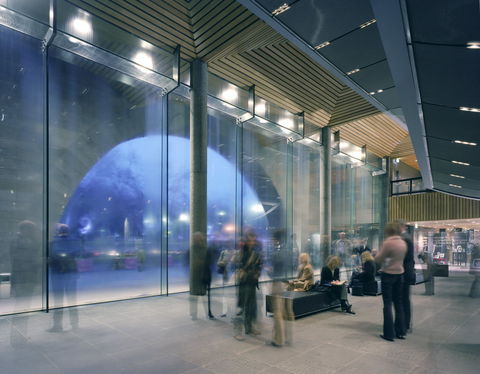 NGV International - Accommodation in Surfers Paradise 2