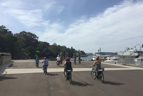 Half-Day Guided Sightseeing E-bike Tour Of Sydney Harbour - Accommodation in Surfers Paradise 1