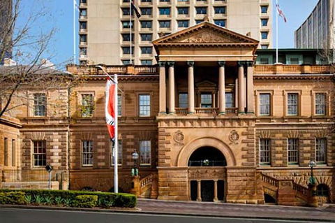 Sydney With Bondi And Beaches Essentials Private Day Tour - Accommodation in Surfers Paradise 3