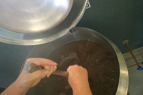 Hands On Brewing Experience - Accommodation in Surfers Paradise 1